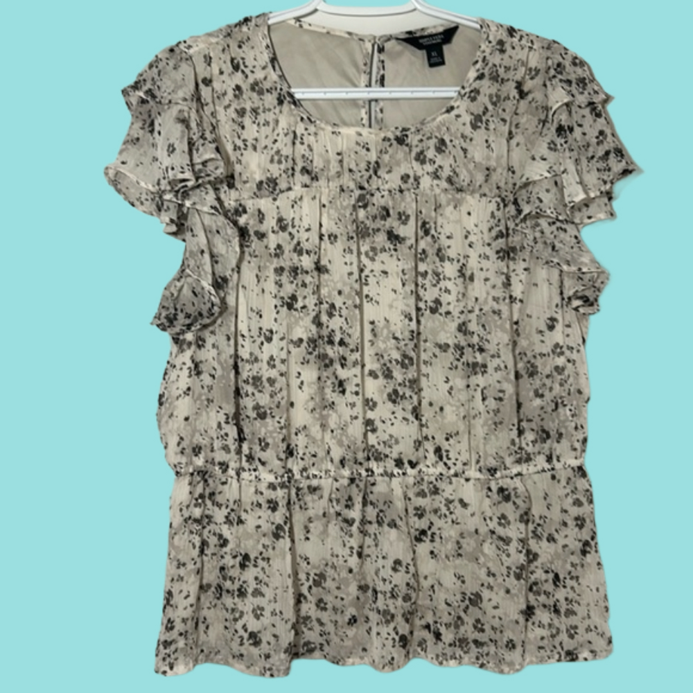 Vera Wang floral blouse size extra large cottage boho chic lined colour grey